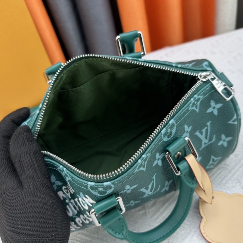 L0vis Vvtt0n Keepall Bandoulière 25 Monogram Heritage Green 25Cm M12684
