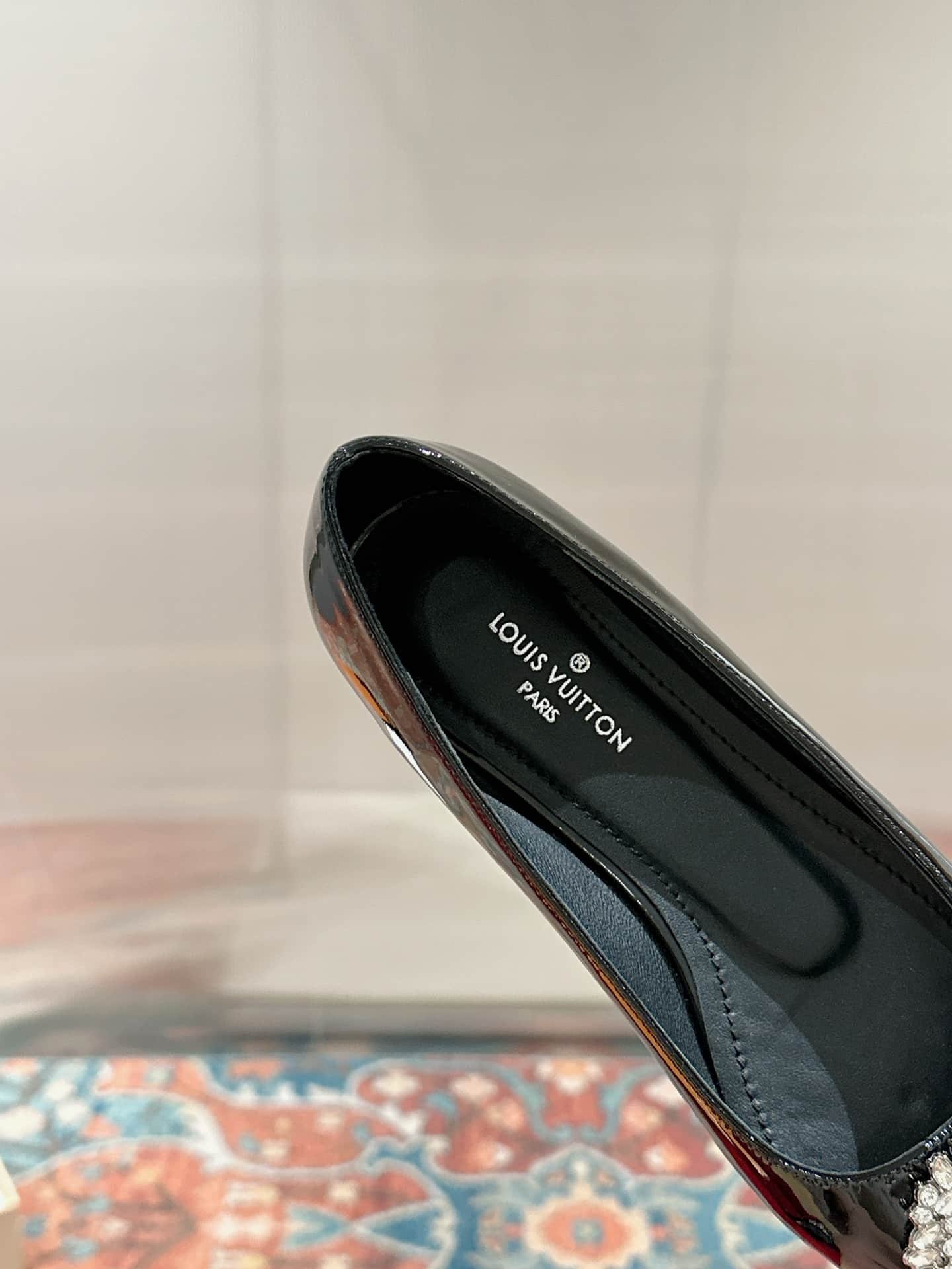 L0vis Vvtt0n Crystal Lv Ballet Flats Black
