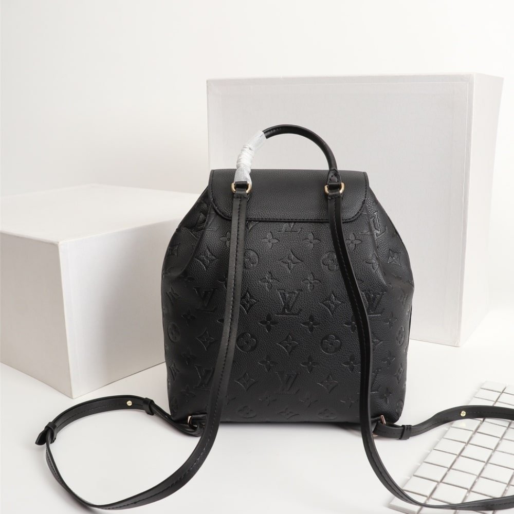 L0vis Vvtt0n Montsouris Backpack Black M45205
