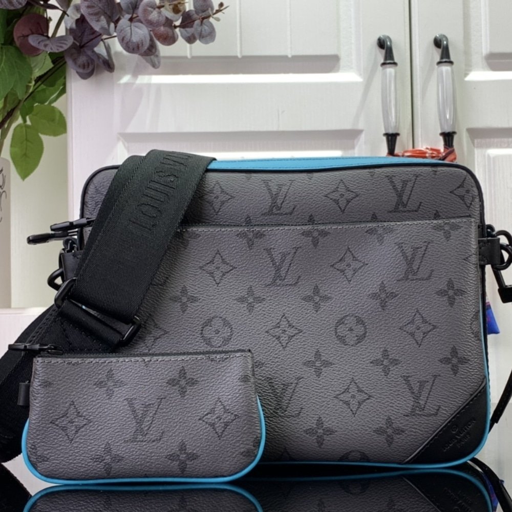 [S*per Vip 1:1] L0vis Vvtt0n Trio Messenger Monogram Eclipse Reverse Turquoise 25Cm M11648