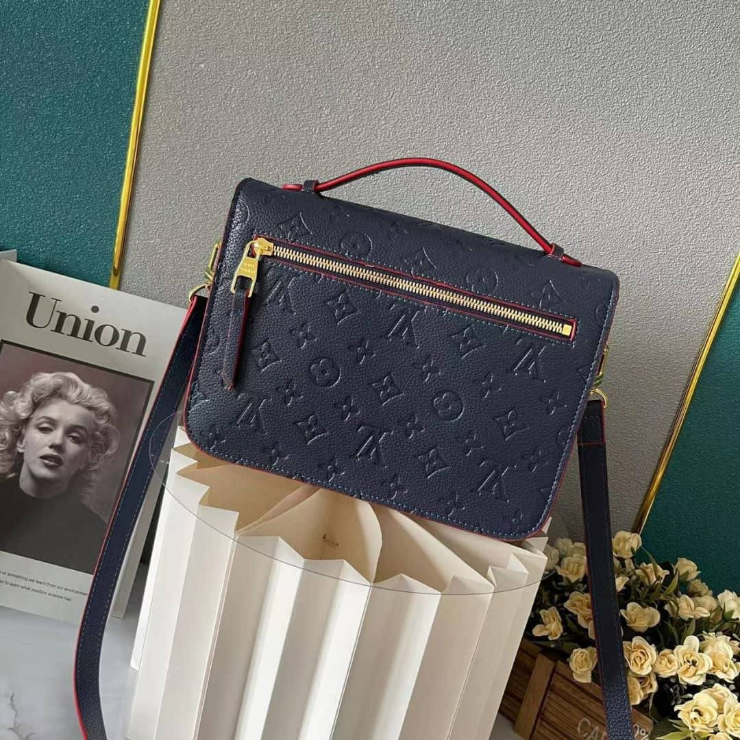 L0vis Vvtt0n Pochette Metis Monogram Empreinte Navy Blue 25Cm M44071