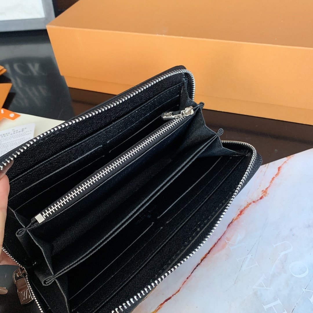 L0vis Vvtt0n Voyage Mm Pochette Clutch Monoram Black 26Cm M61692