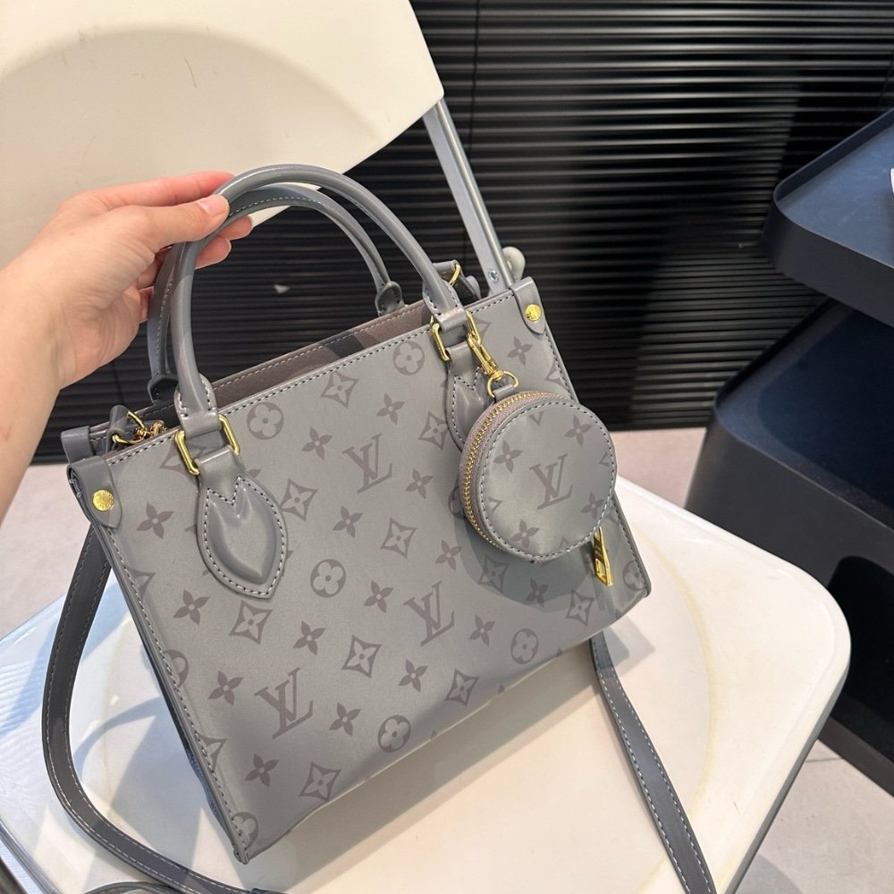 L0vis Vvtt0n Onthego PM Trianon Gray 25Cm M12465