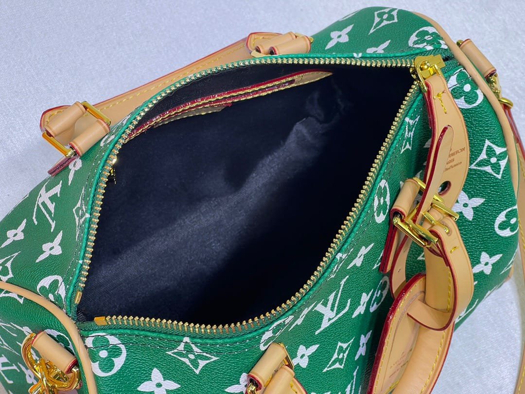 L0vis Vvtt0n Speedy P9 Bandoulière 25 Green 25Cm M24423