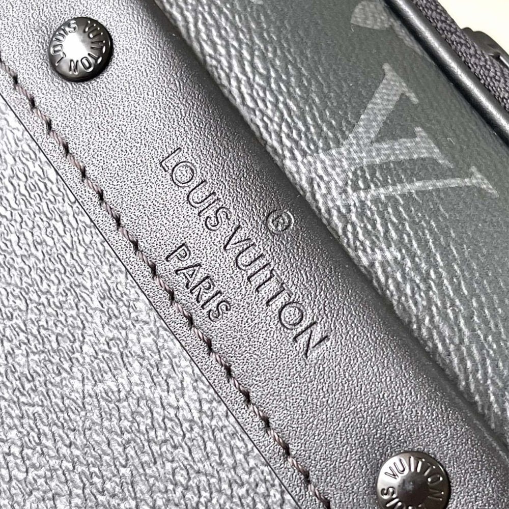 [S*per Vip 1:1] L0vis Vvtt0n Alpha Messenger Monogram Eclipse Canvas Black 24Cm M46955