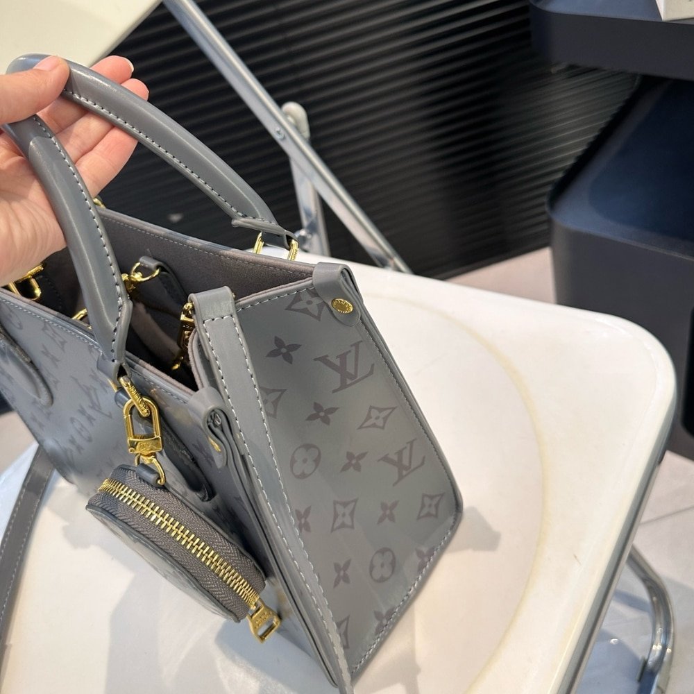 L0vis Vvtt0n Onthego PM Trianon Gray 25Cm M12465