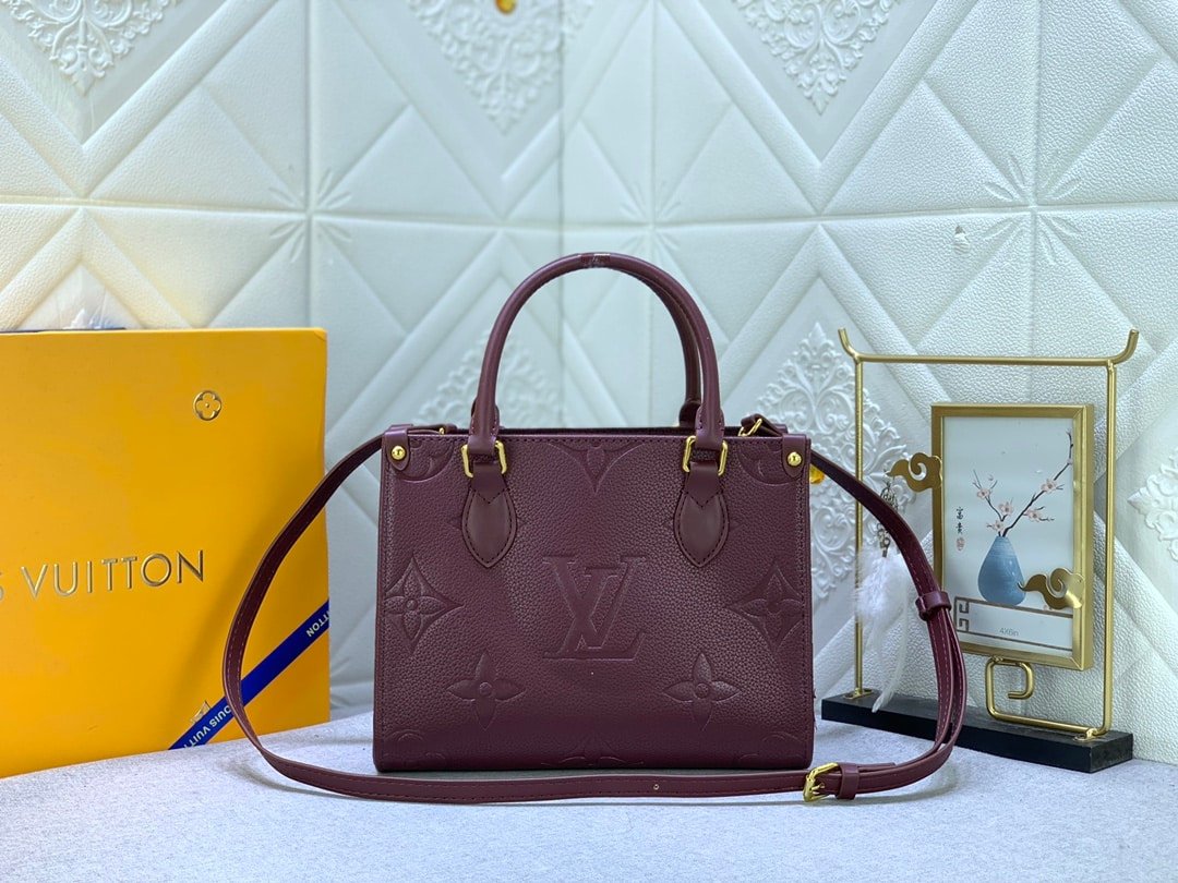 L0vis Vvtt0n Onthego Mm Monogram Empreinte Wine Red 25Cm M46601