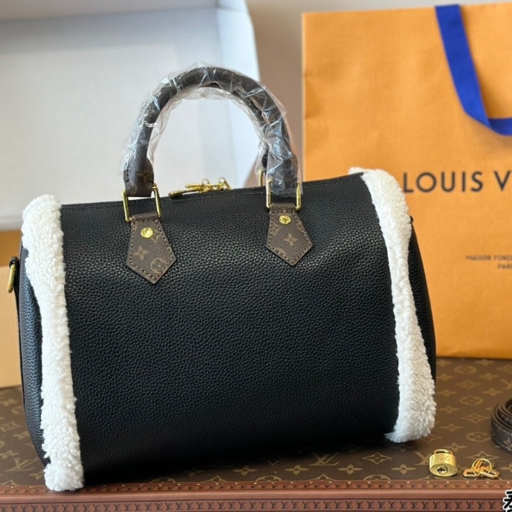 L0vis Vvtt0n Speedy Bandouliere 30 Monogram Teddy Black 30Cm M56966