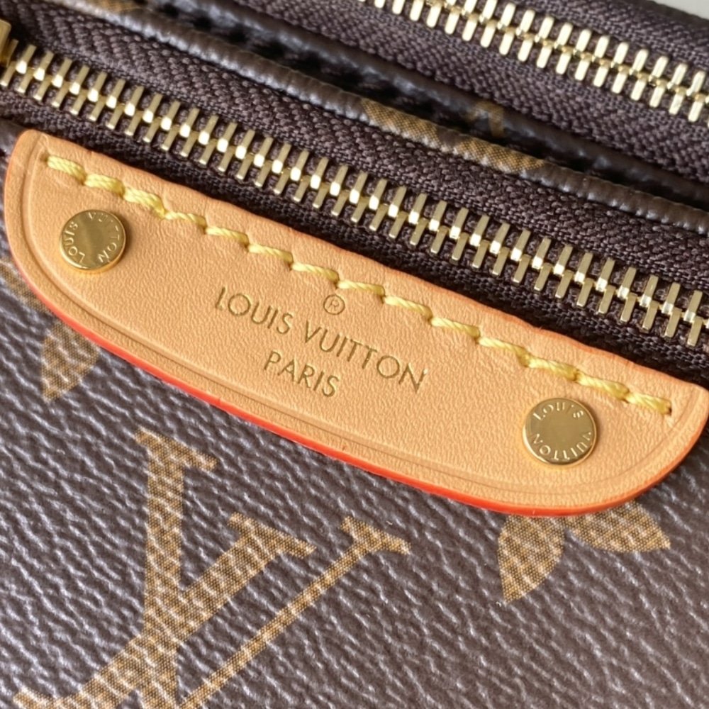 [S*per Vip 1:1] L0vis Vvtt0n Mini Bumbag Monogram Canvas 17Cm M82335