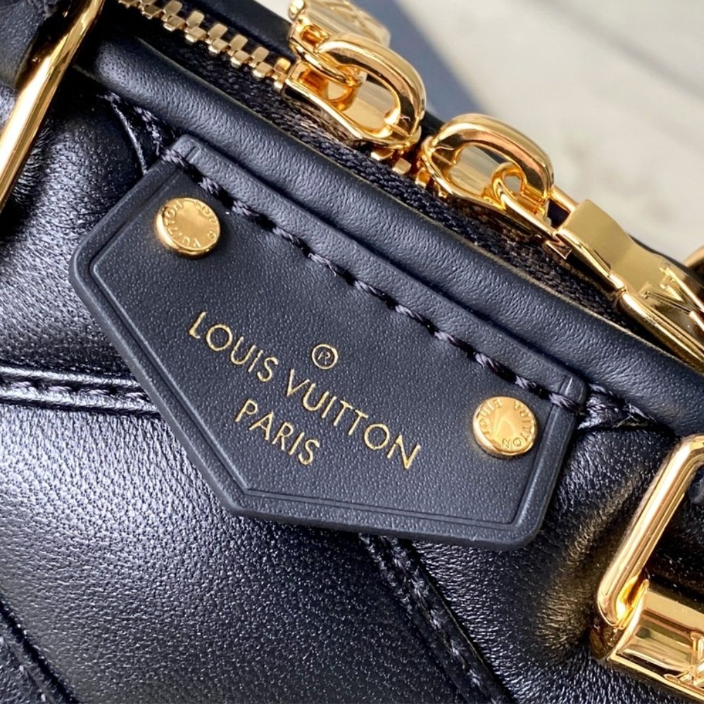 [S*per Vip 1:1] L0vis Vvtt0n Nano Alma Black 18Cm M83048
