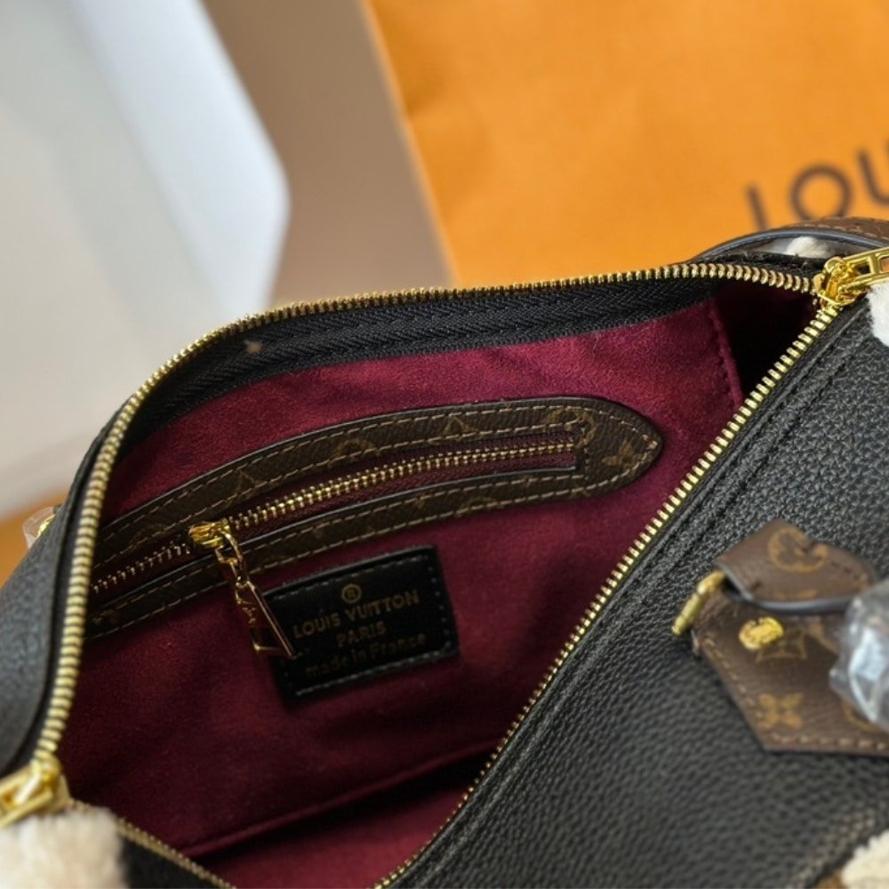 L0vis Vvtt0n Speedy Bandouliere 30 Monogram Teddy Black 30Cm M56966