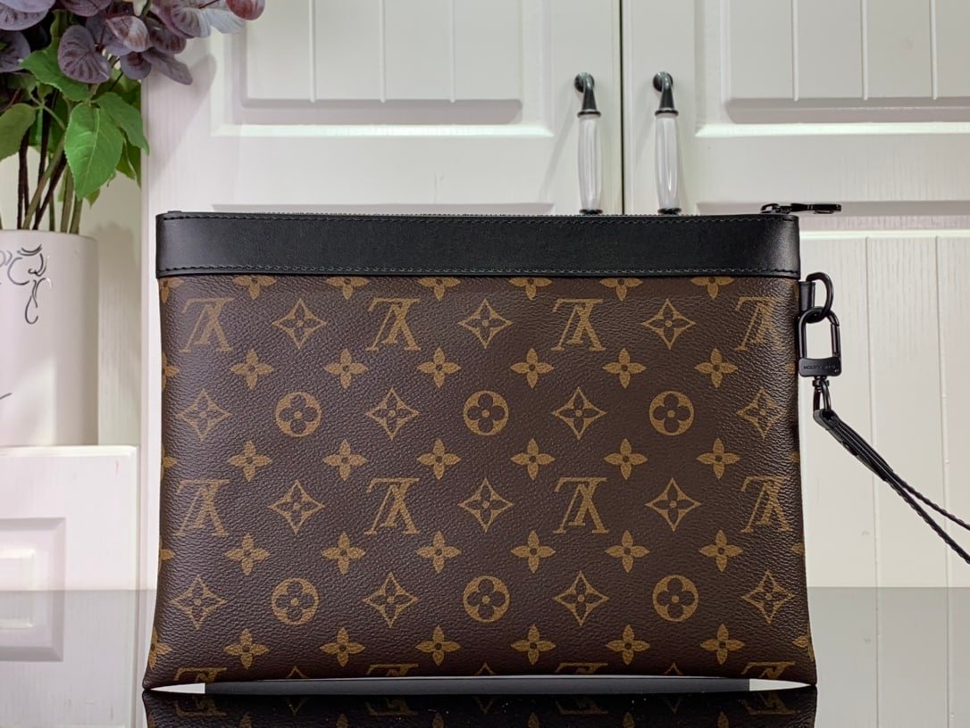 L0vis Vvtt0n To Go Pochette Clutch Monogram Brown 30Cm