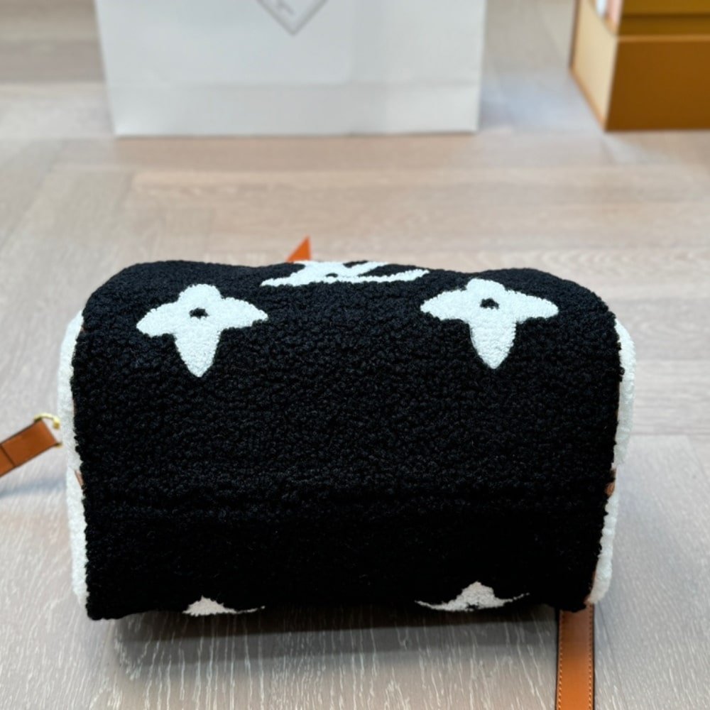 L0vis Vvtt0n Monogram Teddy Speedy Bandouliere Black White 25Cm