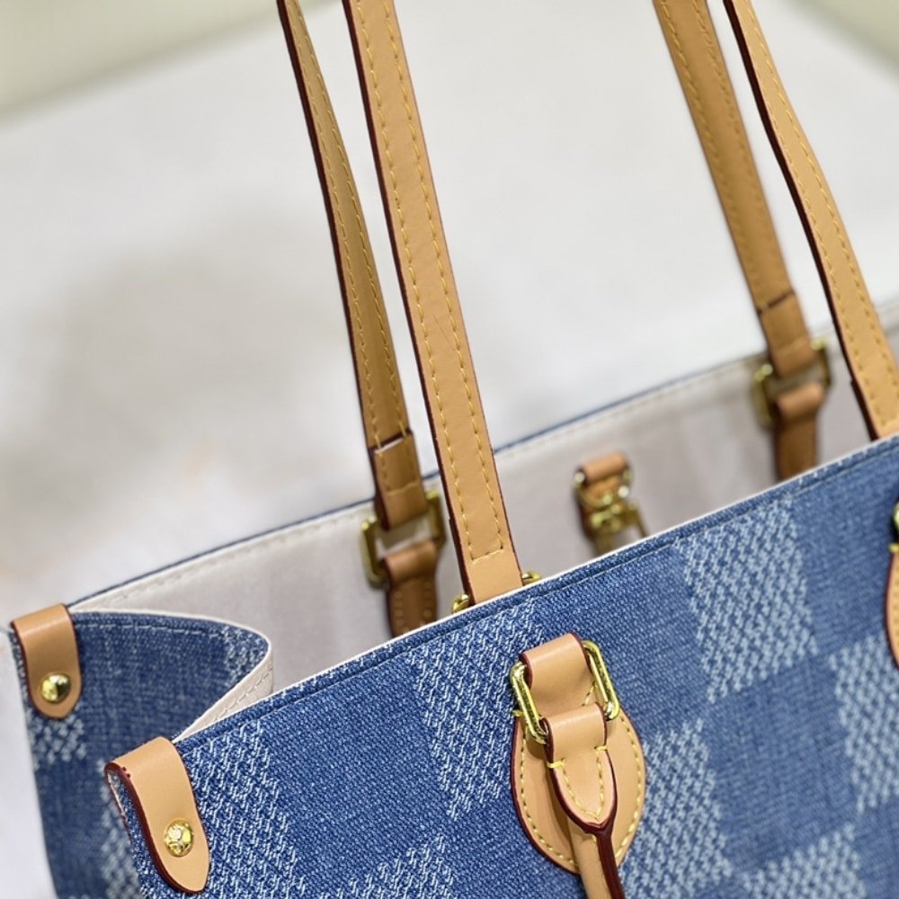 L0vis Vvtt0n On The Go MM Damier Denim Blue 35Cm