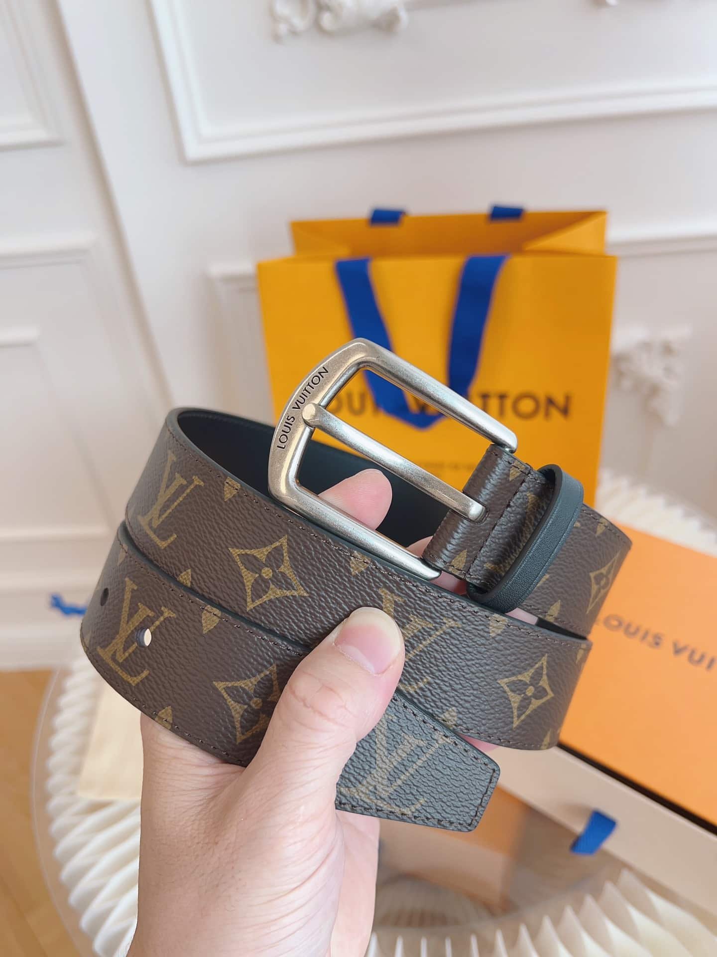 L0vis Vvtt0n Belt Monogram Leather Brown Silver Hardware 35Mm