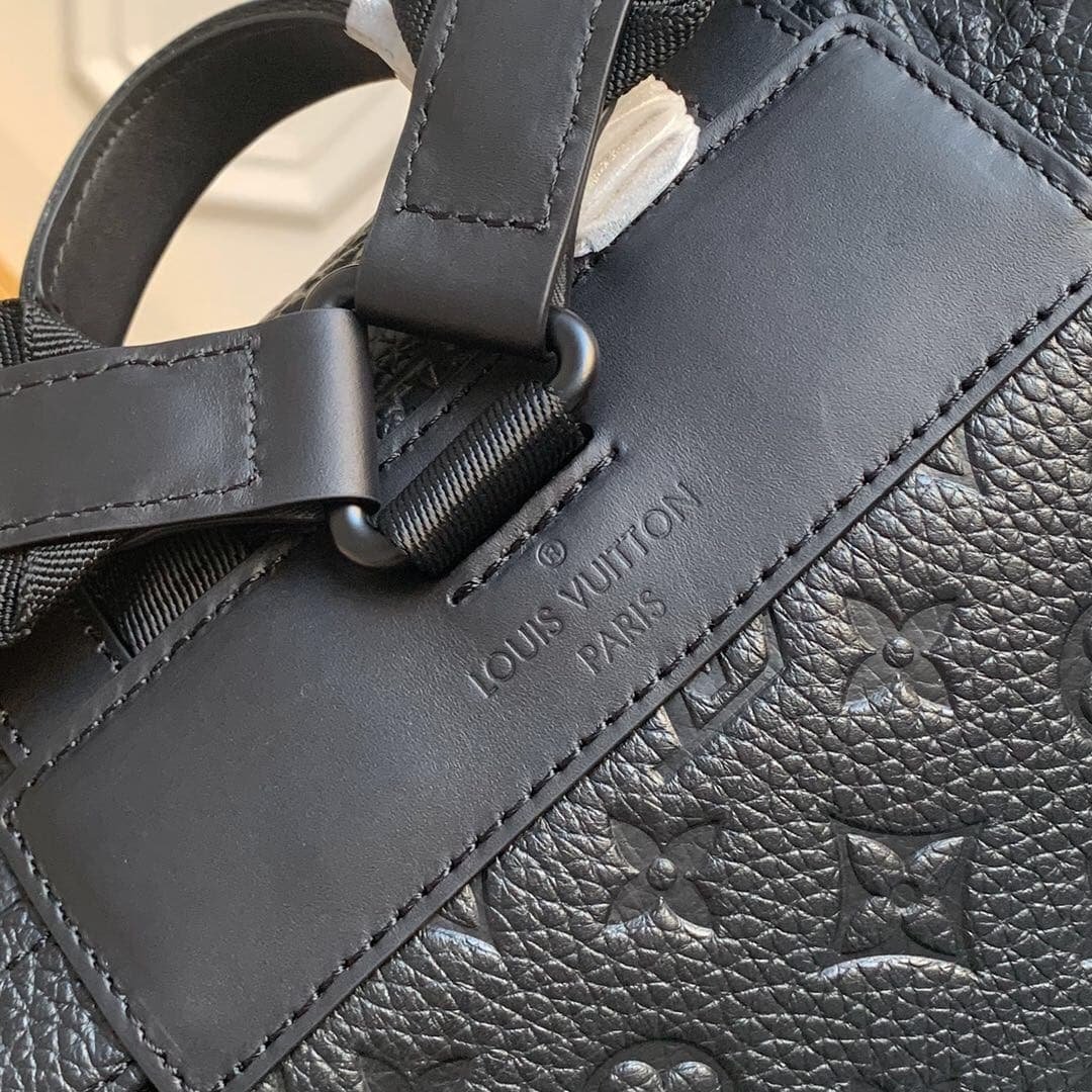 L0vis Vvtt0n Christopher Mm Backpack Monogram Taurillon Leather Black 45Cm M55699