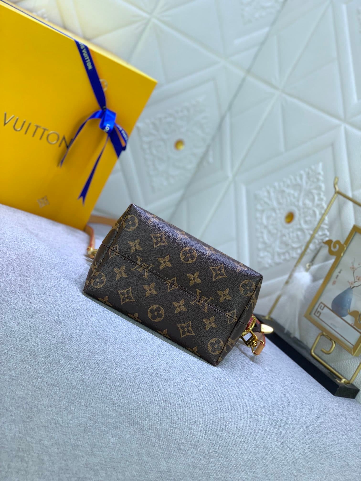 L0vis Vvtt0n Neverfull Mini Brown 22Cm