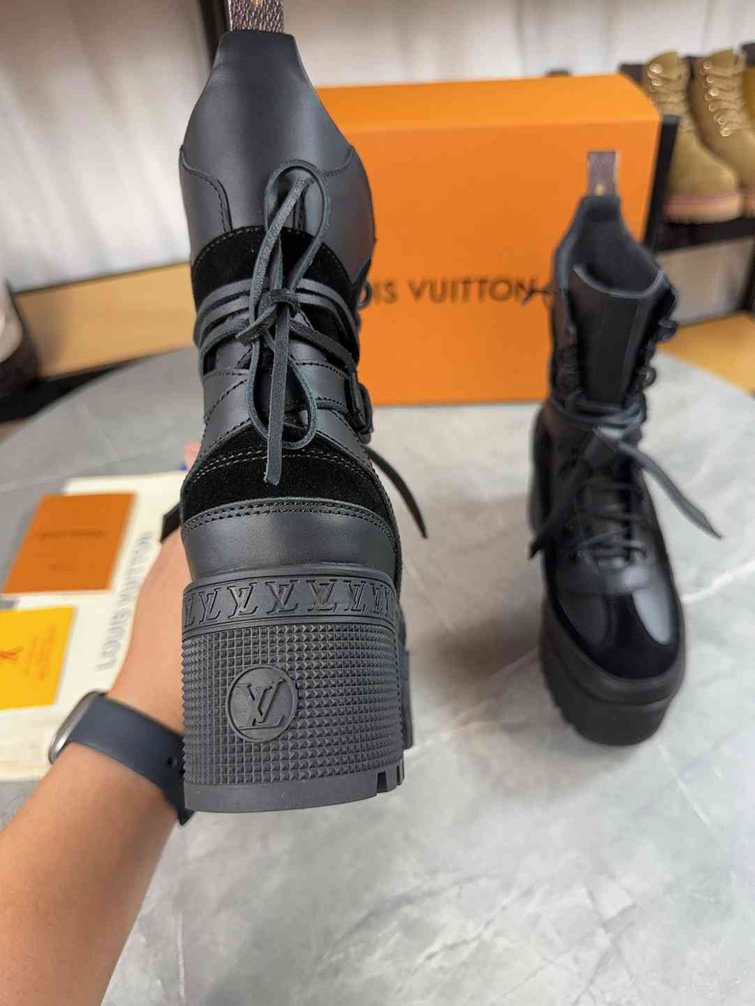 L0vis Vvtt0n Laureate Platform Desert Boot Black 1Ad25F