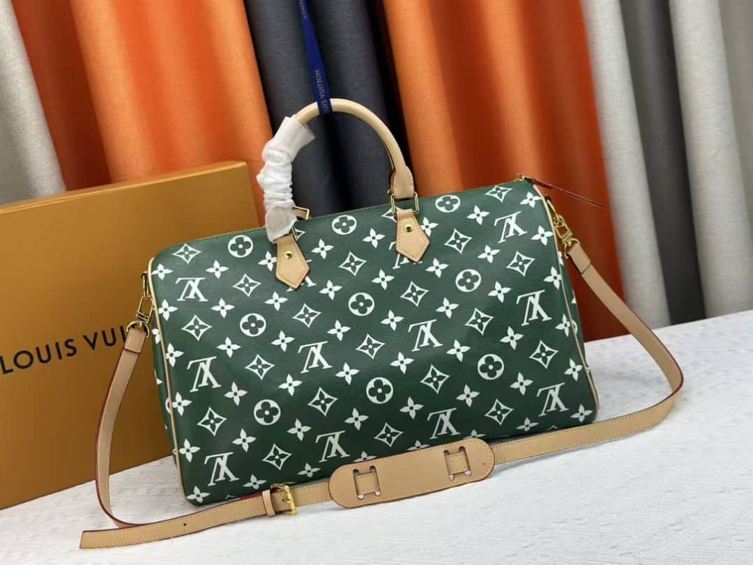 L0vis Vvtt0n Speedy P9 Bandoulière 40 Green 40 Cm M24417