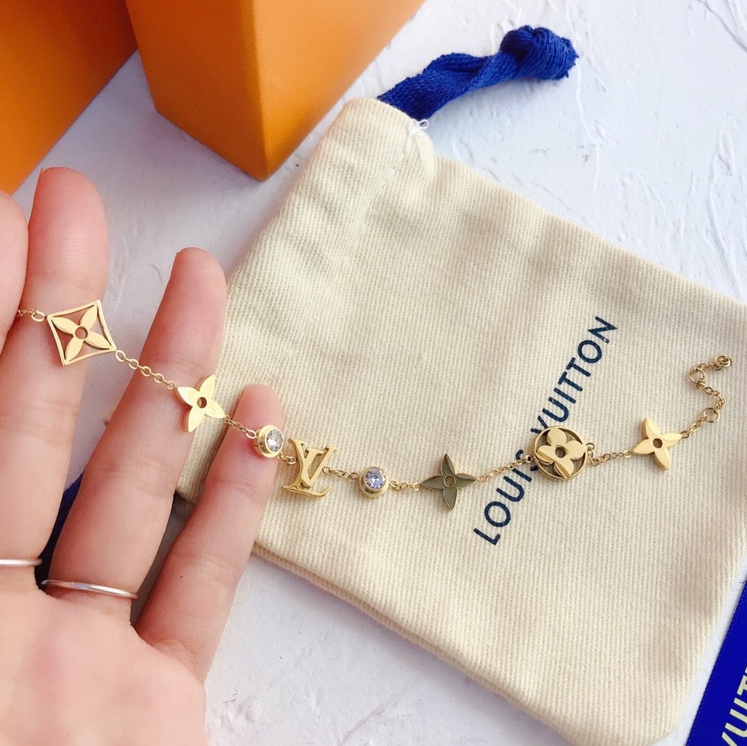 L0vis Vvtt0n Idylle Blossom Bracelet Gold Tone