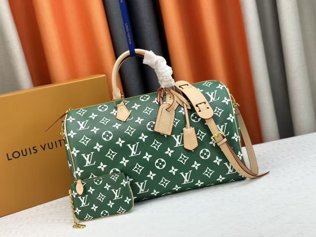 L0vis Vvtt0n Speedy P9 Bandoulière 40 Green 40 Cm M24417