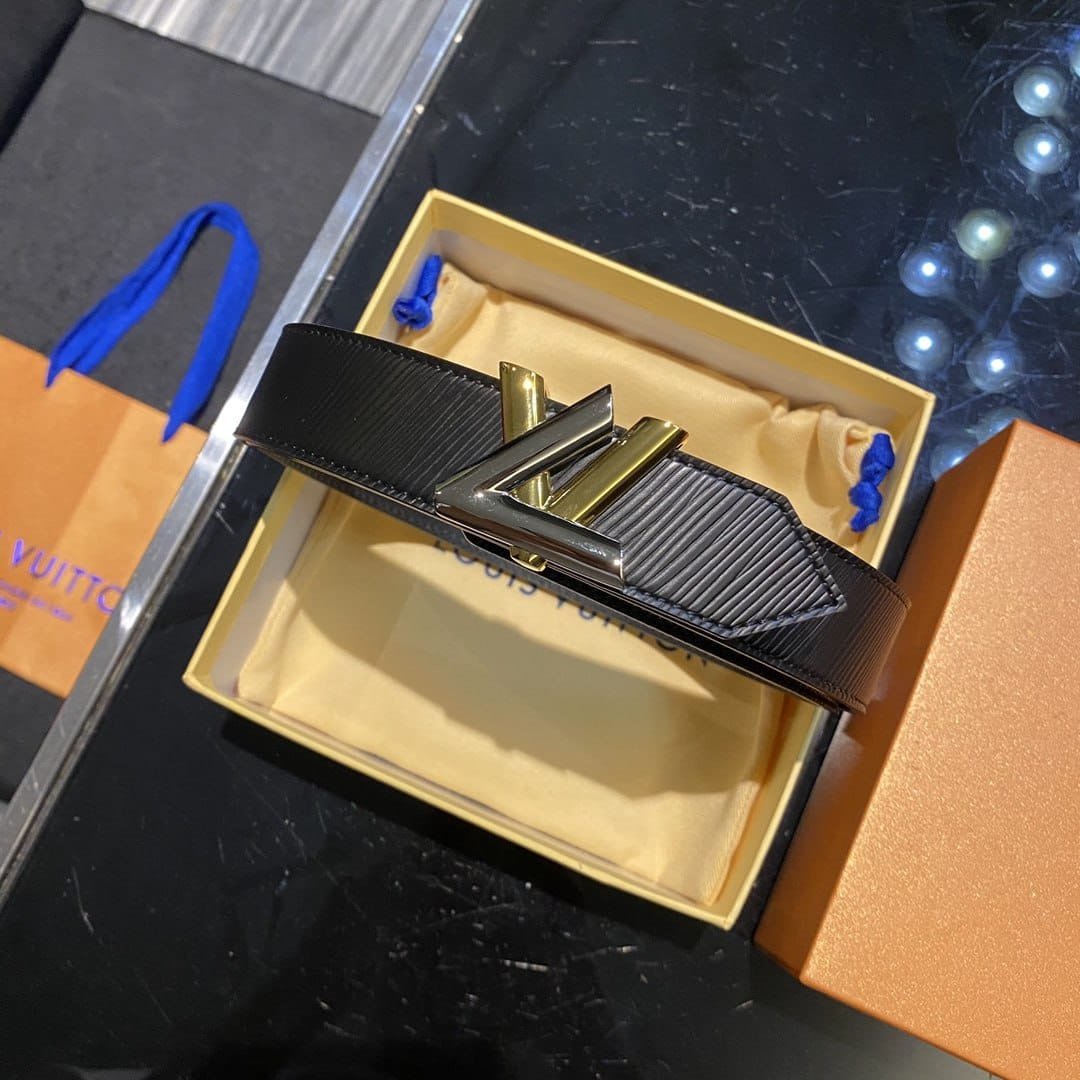 L0vis Vvtt0n Twist Belt Black M9360U