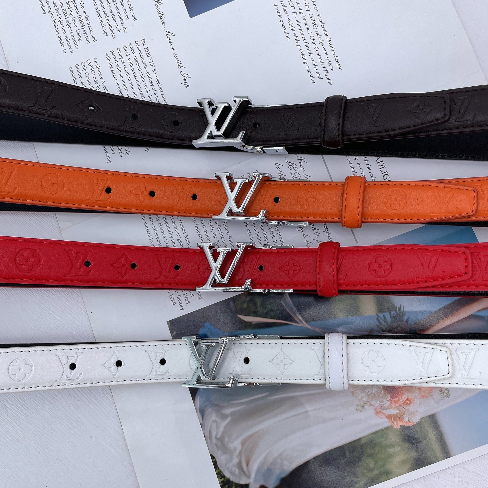 L0vis Vvtt0n Initiales Leather Belt Monogram Orange 25Mm