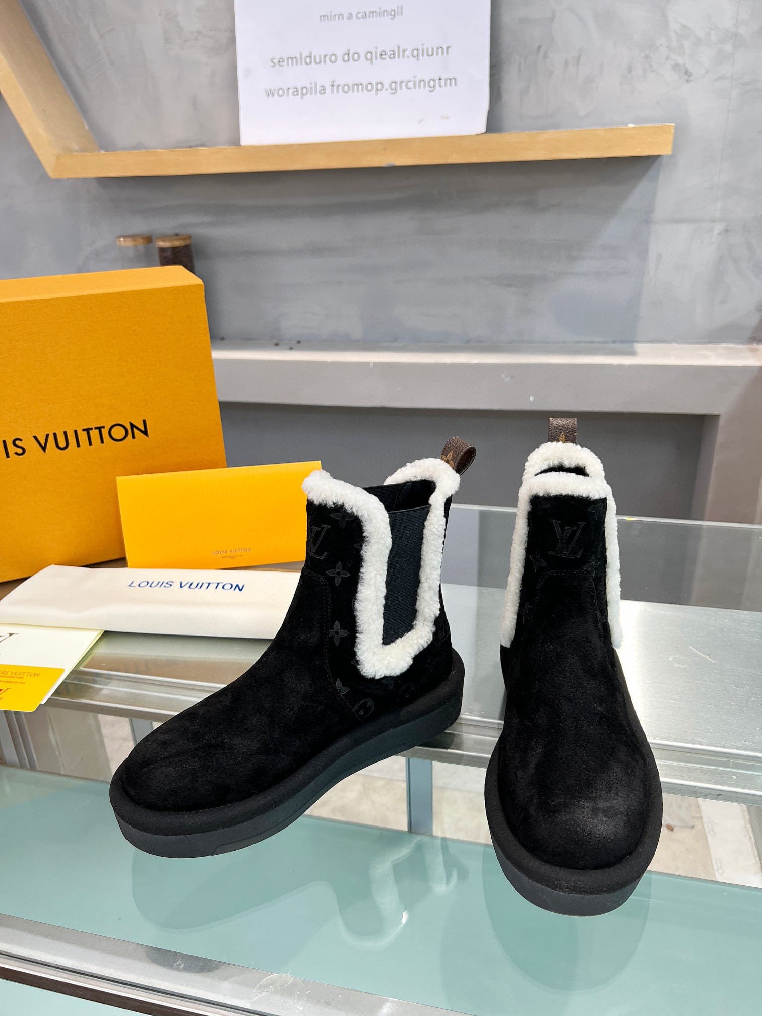 L0vis Vvtt0n Aspen Chelsea Ankle Boot Black 1Adc6V
