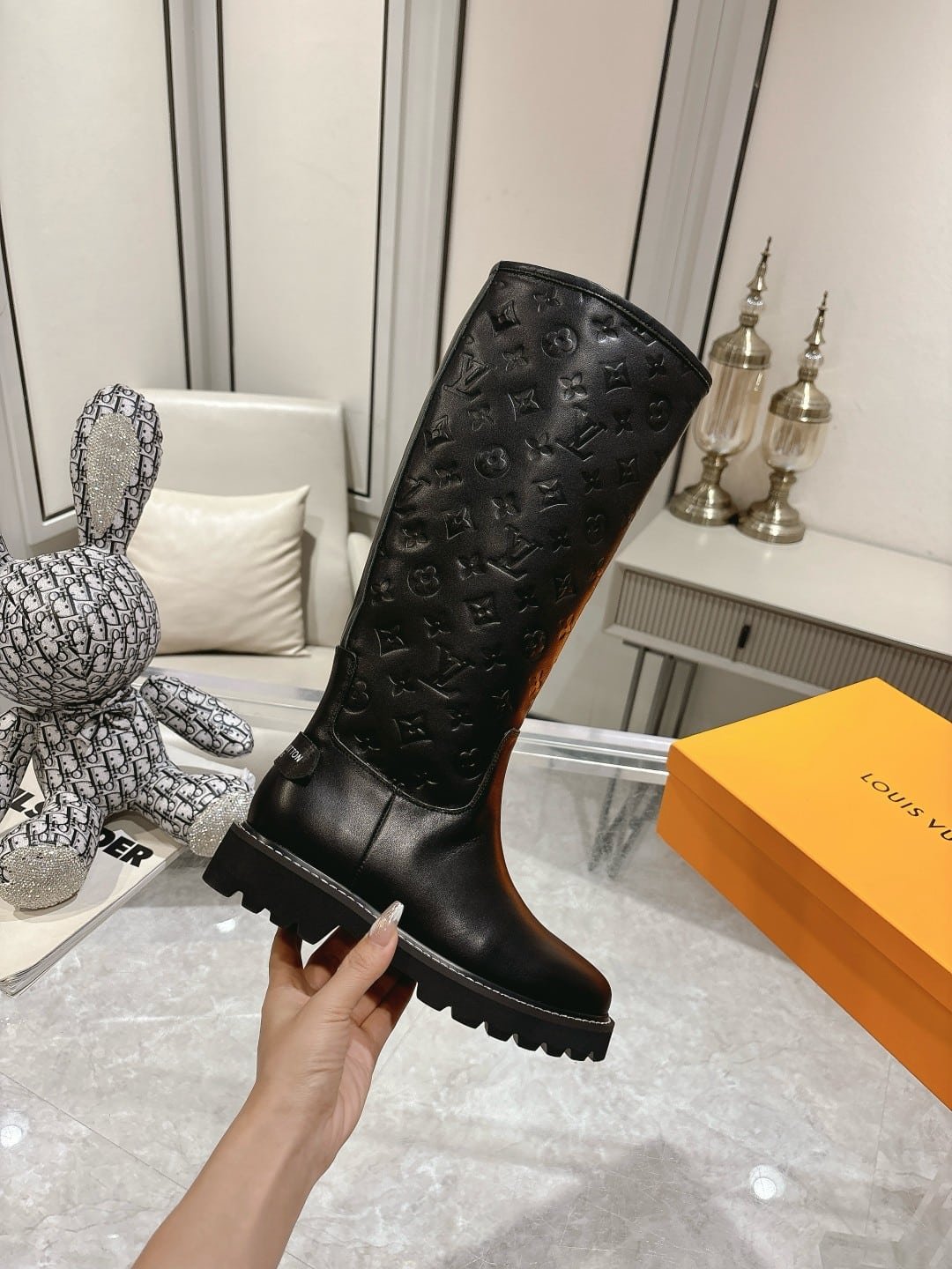 L0vis Vvtt0n Territory Flat High Boot Black 1Add2X