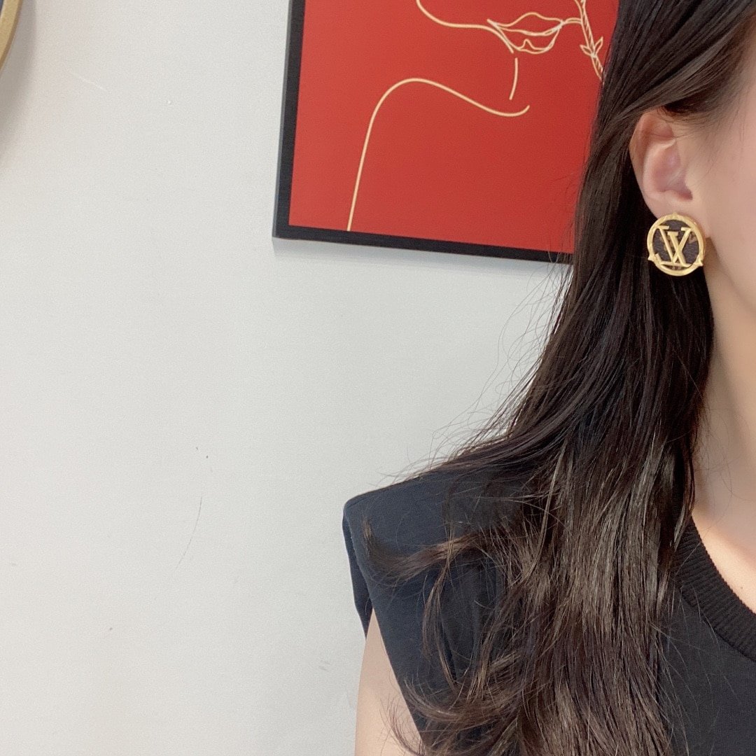 L0vis Vvtt0n Compass Monogram Earrings Gold