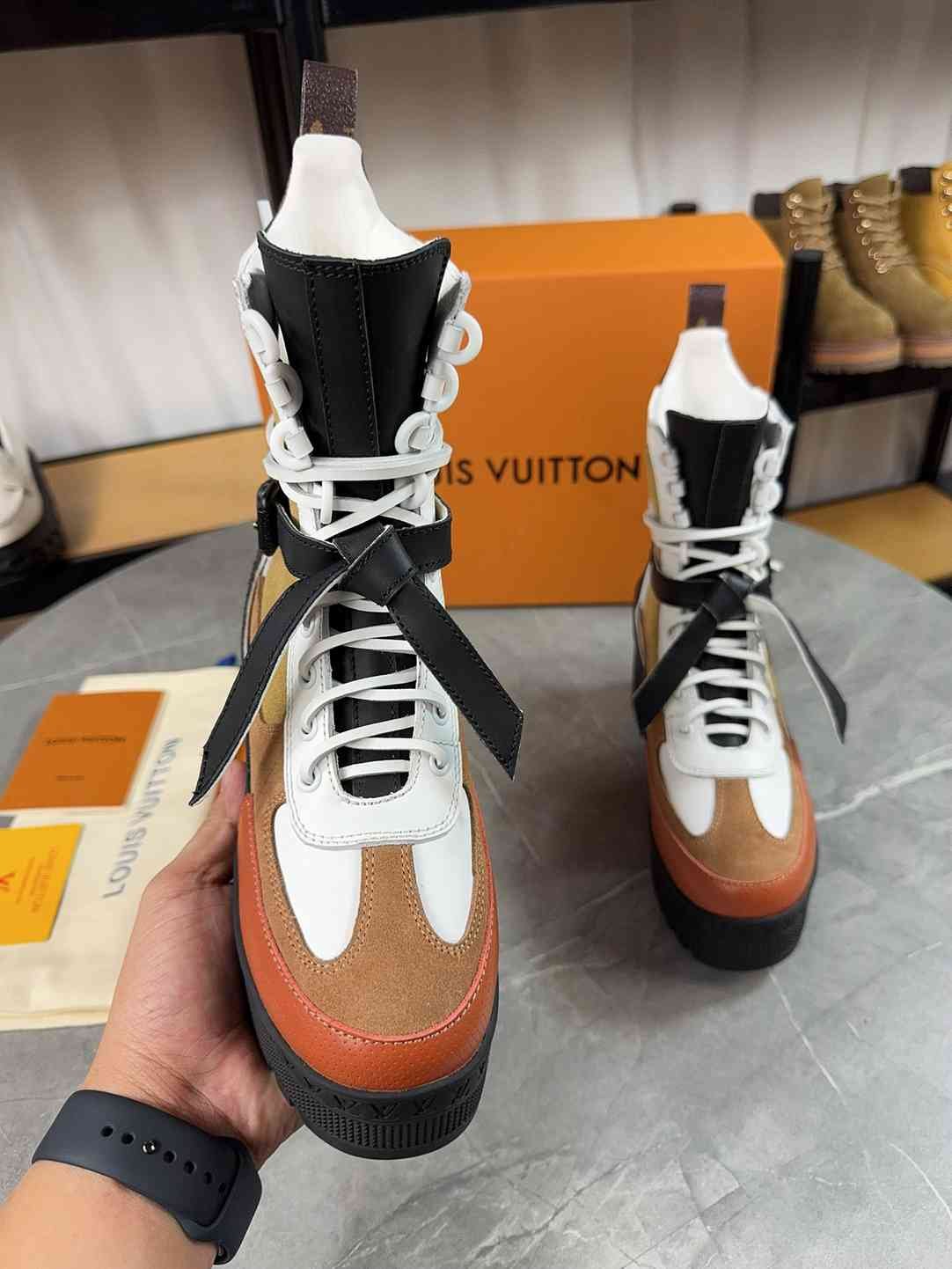 L0vis Vvtt0n Laureate Platform Desert Boot Beige 1Ad24J