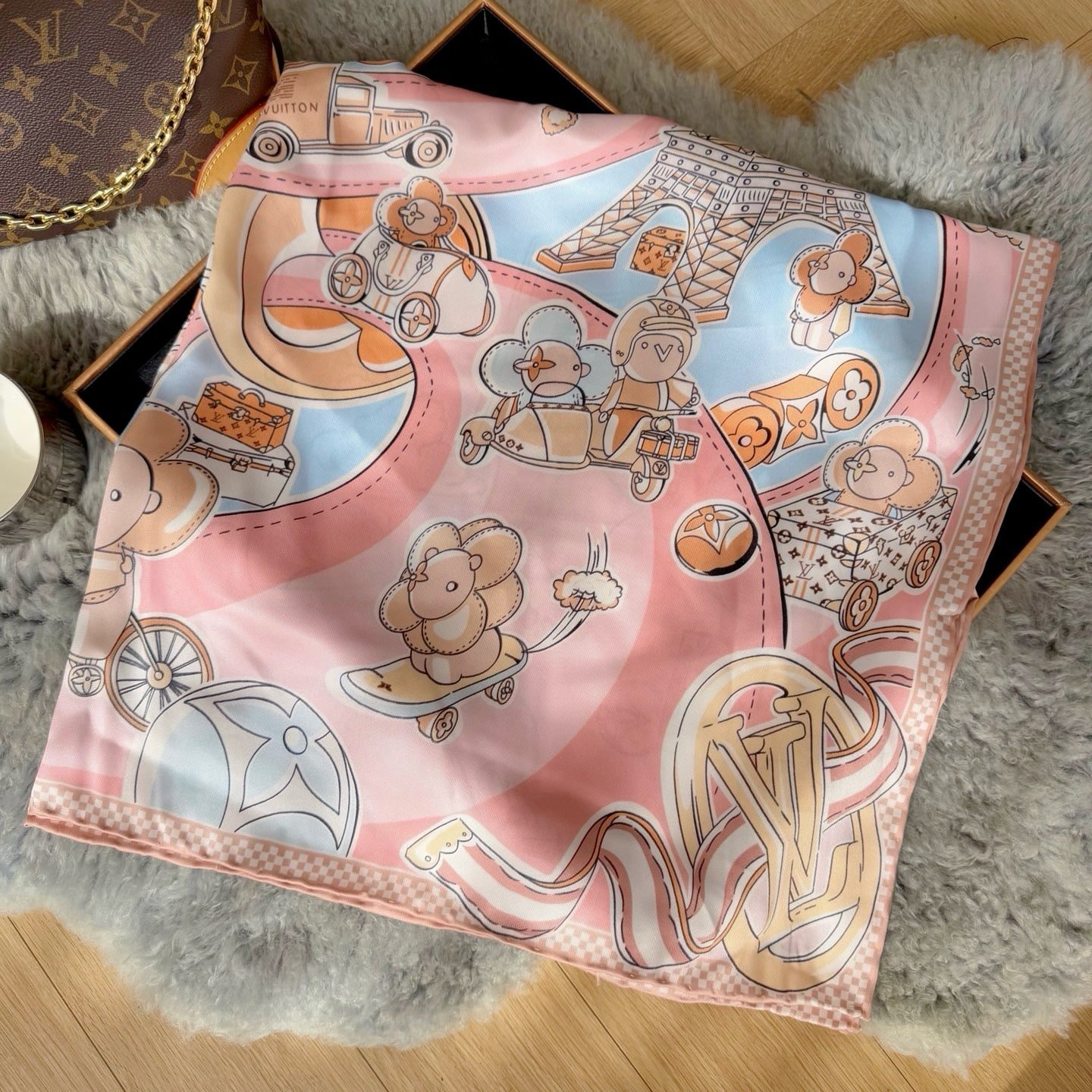 L0vis Vvtt0n Vivienne 90 Speedy Square Silk Scarf Light Pink 90Cm M79155