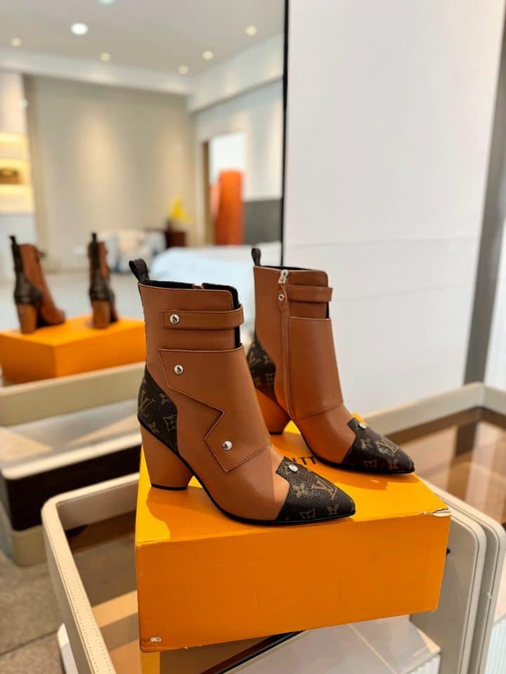 L0vis Vvtt0n Trinity Boot Monogram And Brown