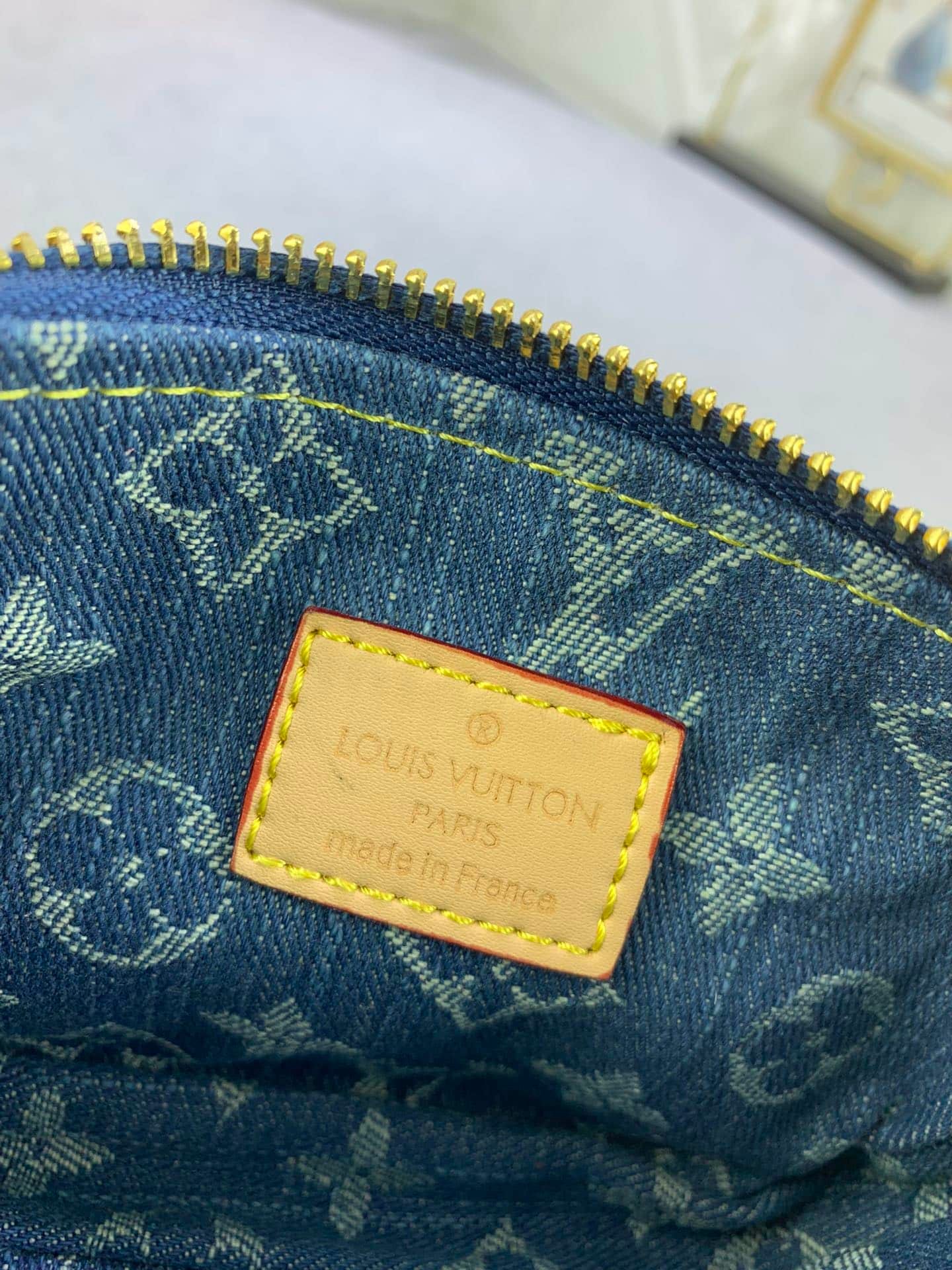 L0vis Vvtt0n Mini Pochette Accessoires Monogram Denim Blue 10Cm M82960