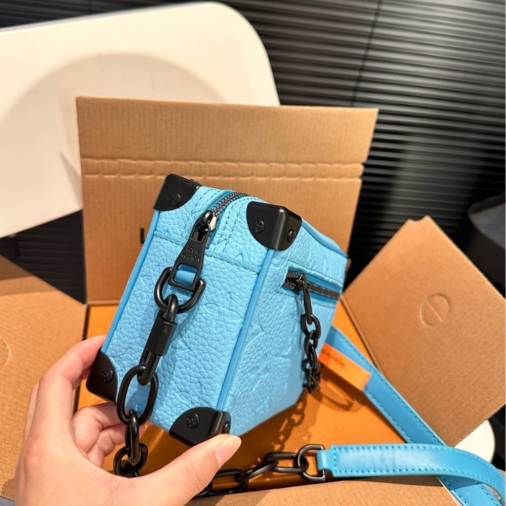 L0vis Vvtt0n Mini Soft Trunk Turquoise 18Cm M11673