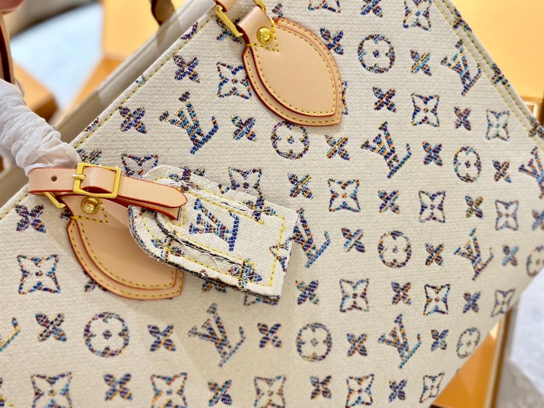 L0vis Vvtt0n Onthego Mm Multicolor Beige 35Cm M24708