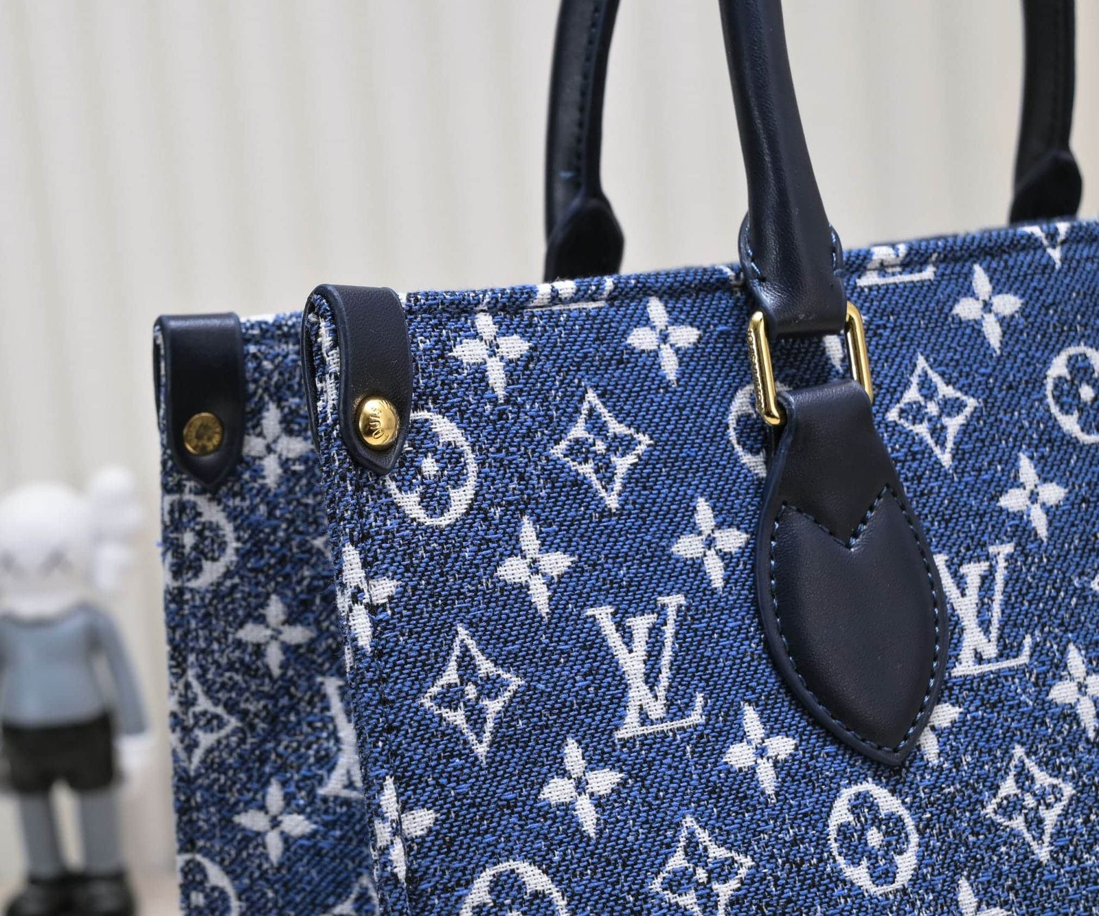 L0vis Vvtt0n Onthego Tote Denim Bag 35Cm M59608