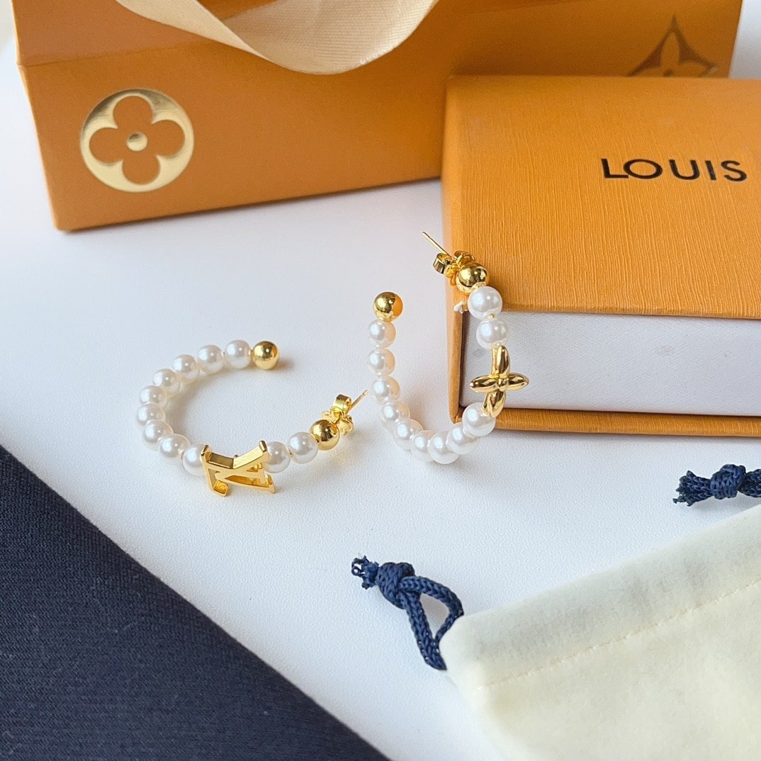 L0vis Vvtt0n My Lv Pearl Earrings Gold M01988