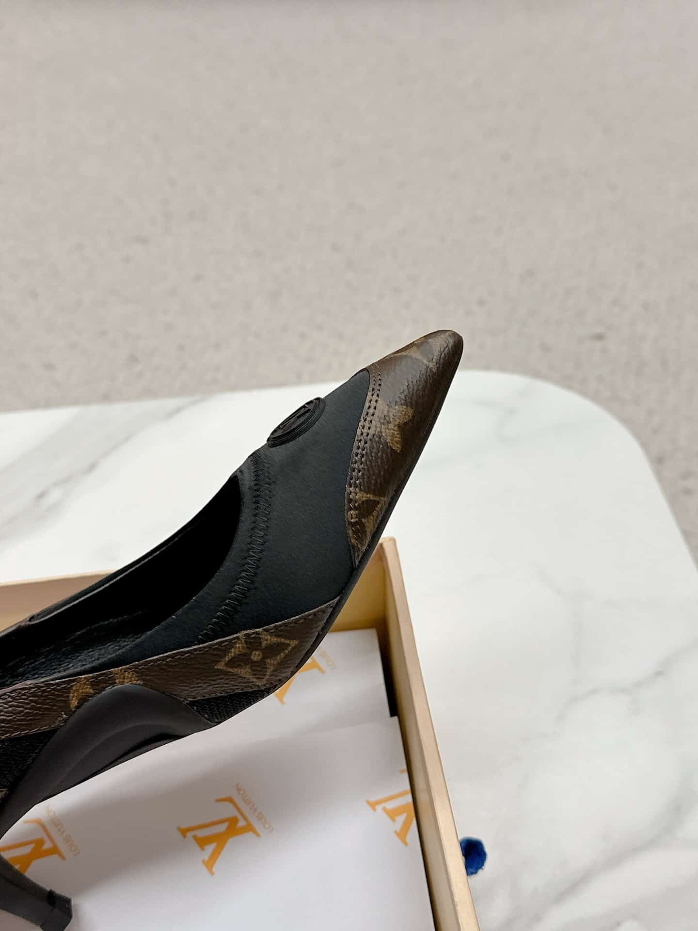L0vis Vvtt0n Archlight Slingback Pump Black And Brown 1Aadgj