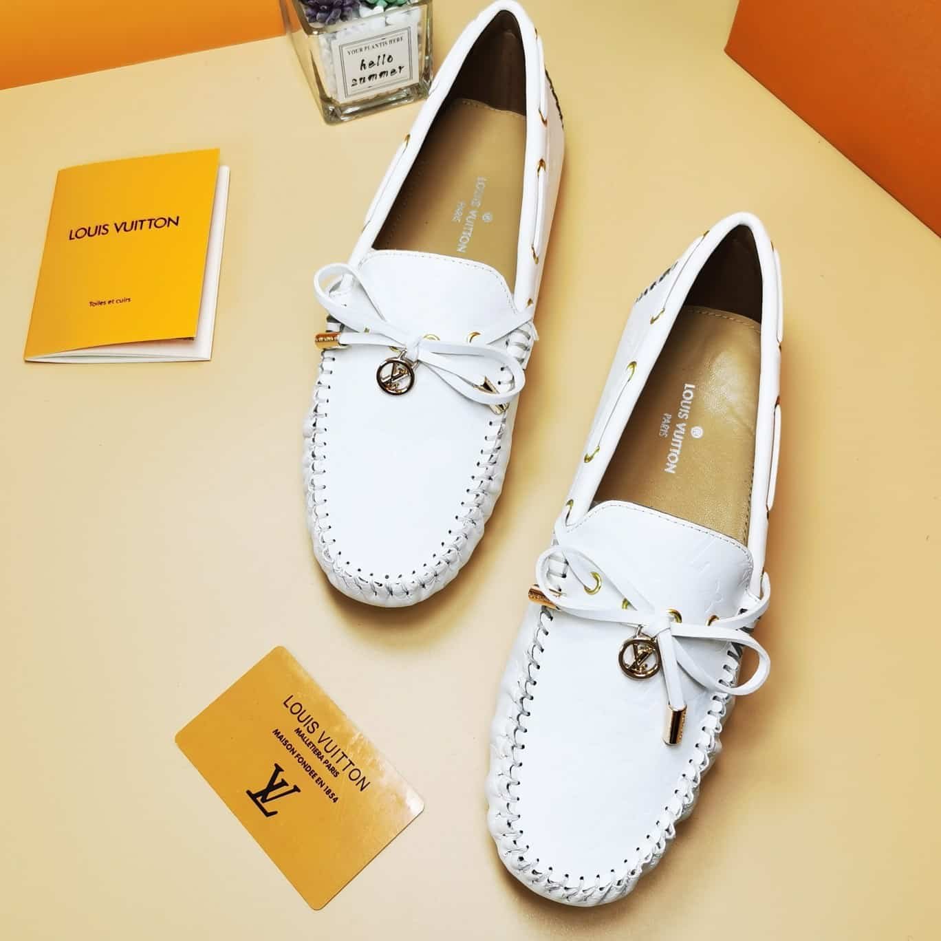 L0vis Vvtt0n Arizona Mocassin White