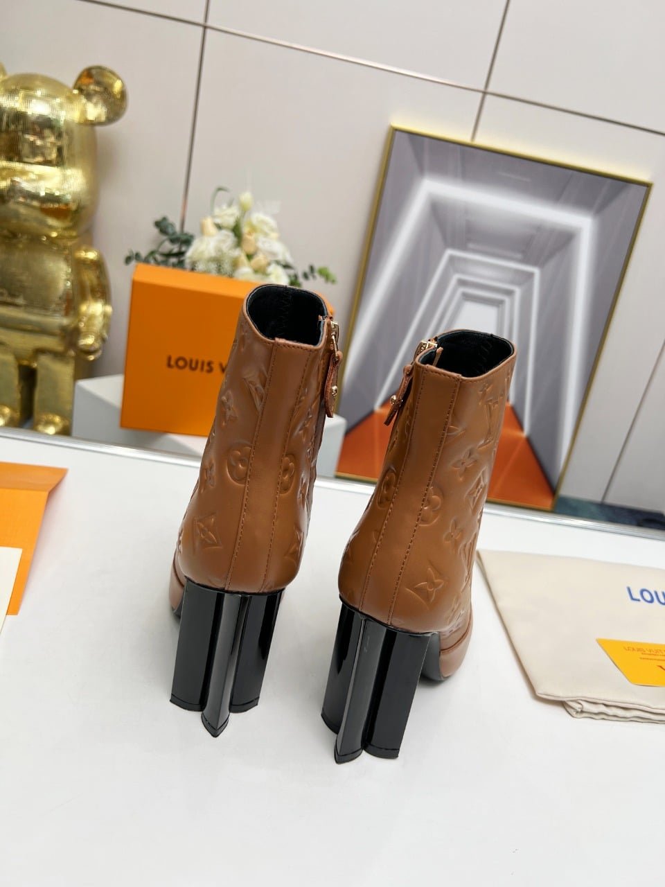 L0vis Vvtt0n Silhouette Ankle Boot Brown