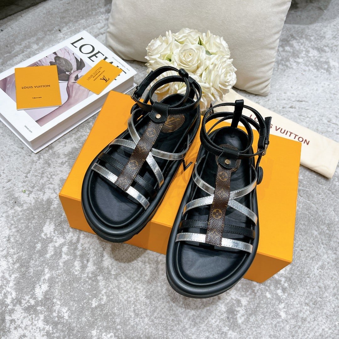 L0vis Vvtt0n Pool Pillow Comfort Sandals Black And Silver