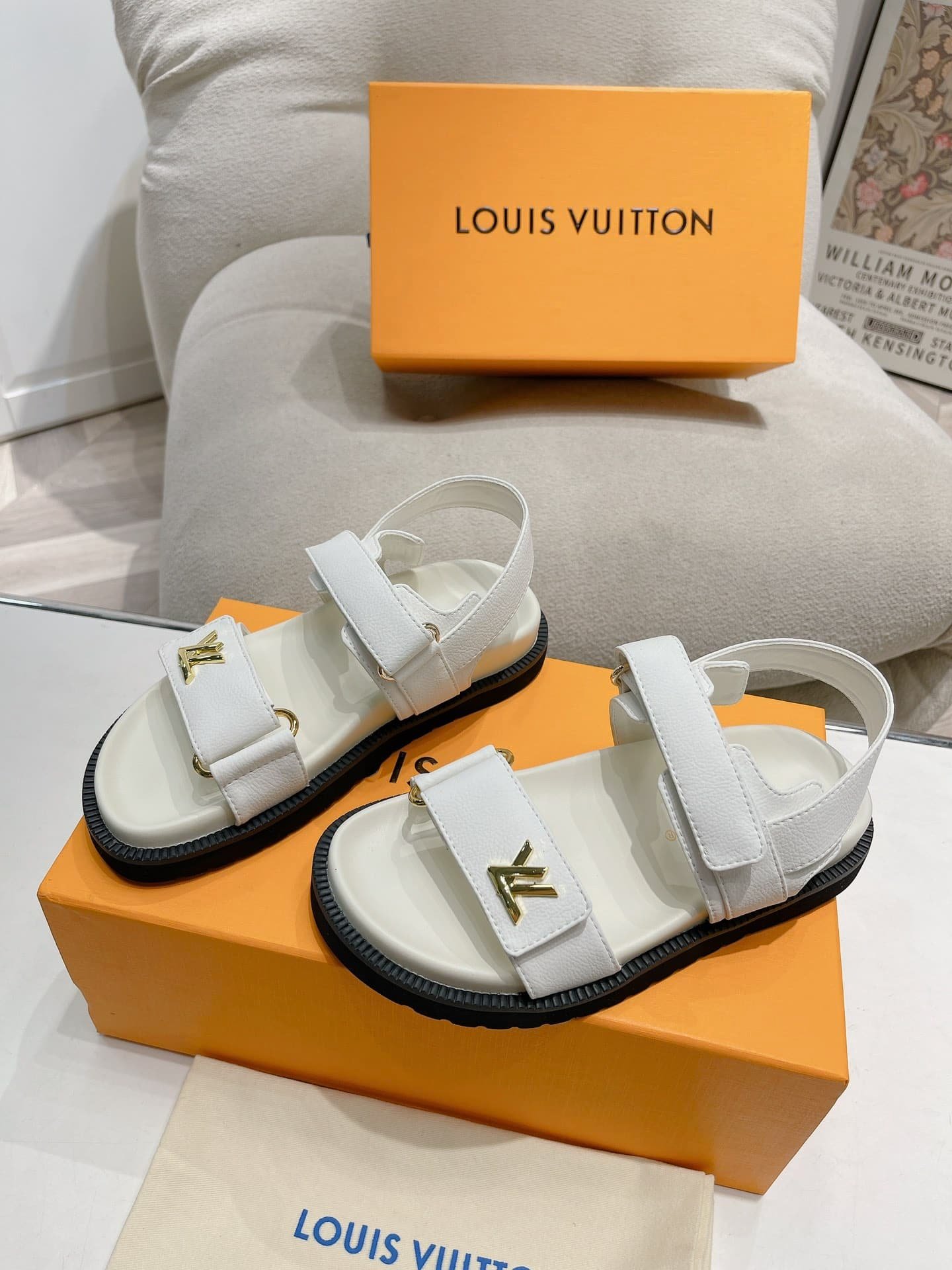 L0vis Vvtt0n Lv Sunset Flat Comfort Sandals White 1Abw7Q