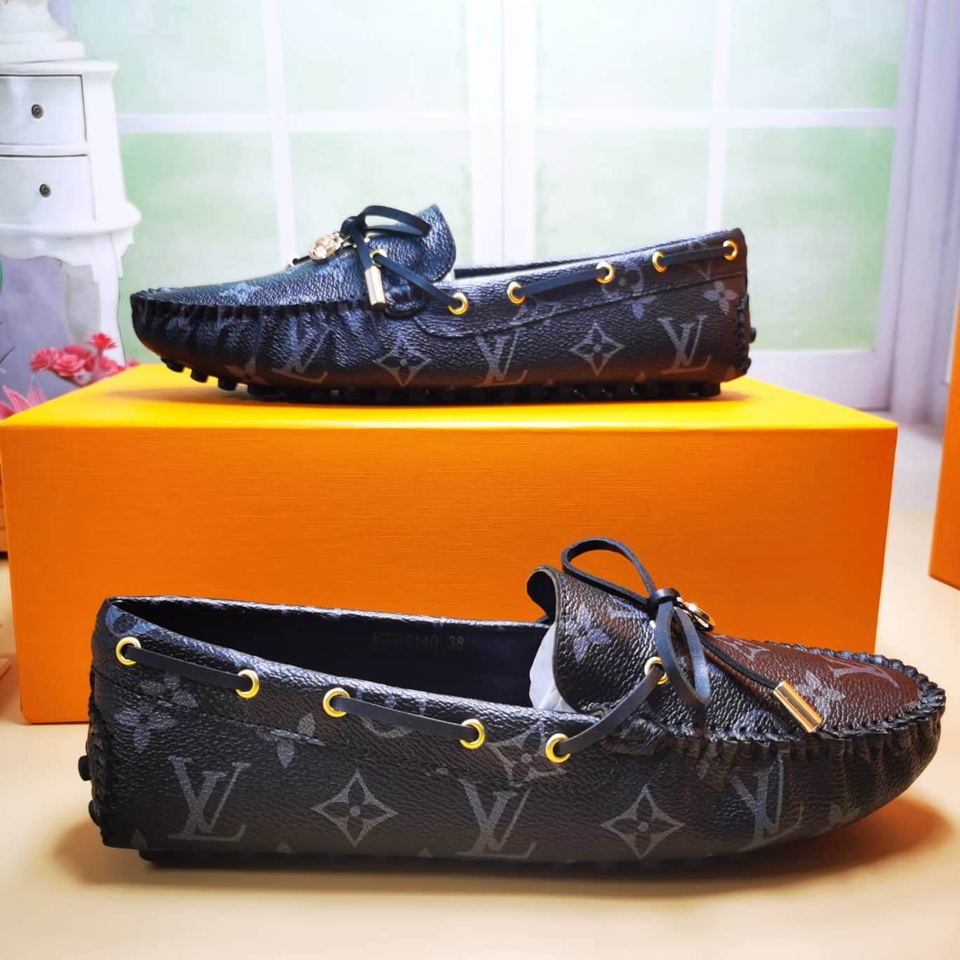 L0vis Vvtt0n Gloria Loafers Monogram Black