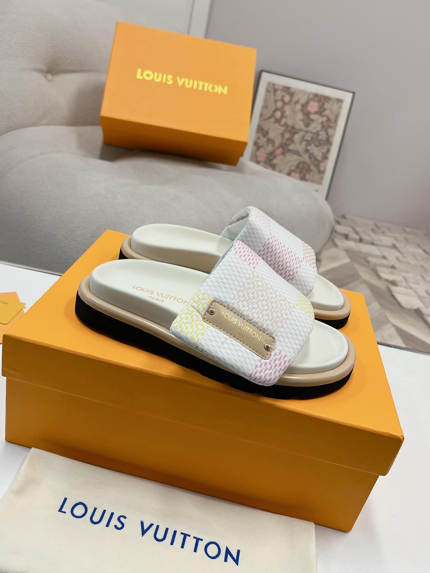 L0vis Vvtt0n Pool Pillow Flat Comfort Mule Sandals Light Pink 1Actww