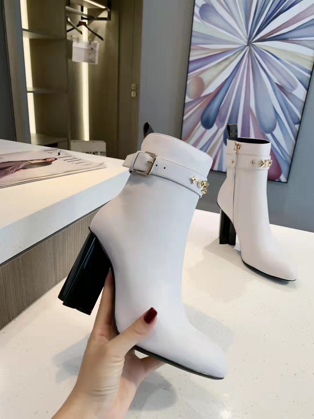L0vis Vvtt0n Ankle Boot White