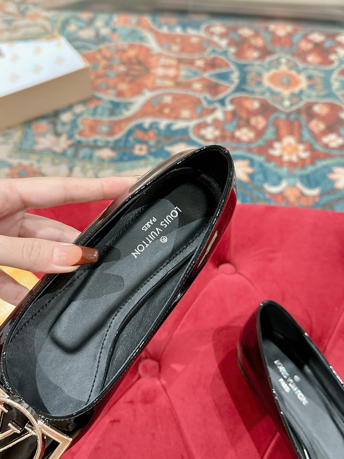 L0vis Vvtt0n Madeleine Flat Black