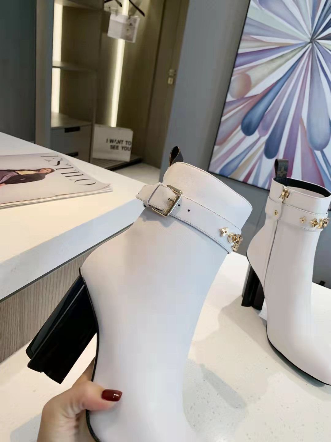 L0vis Vvtt0n Ankle Boot White