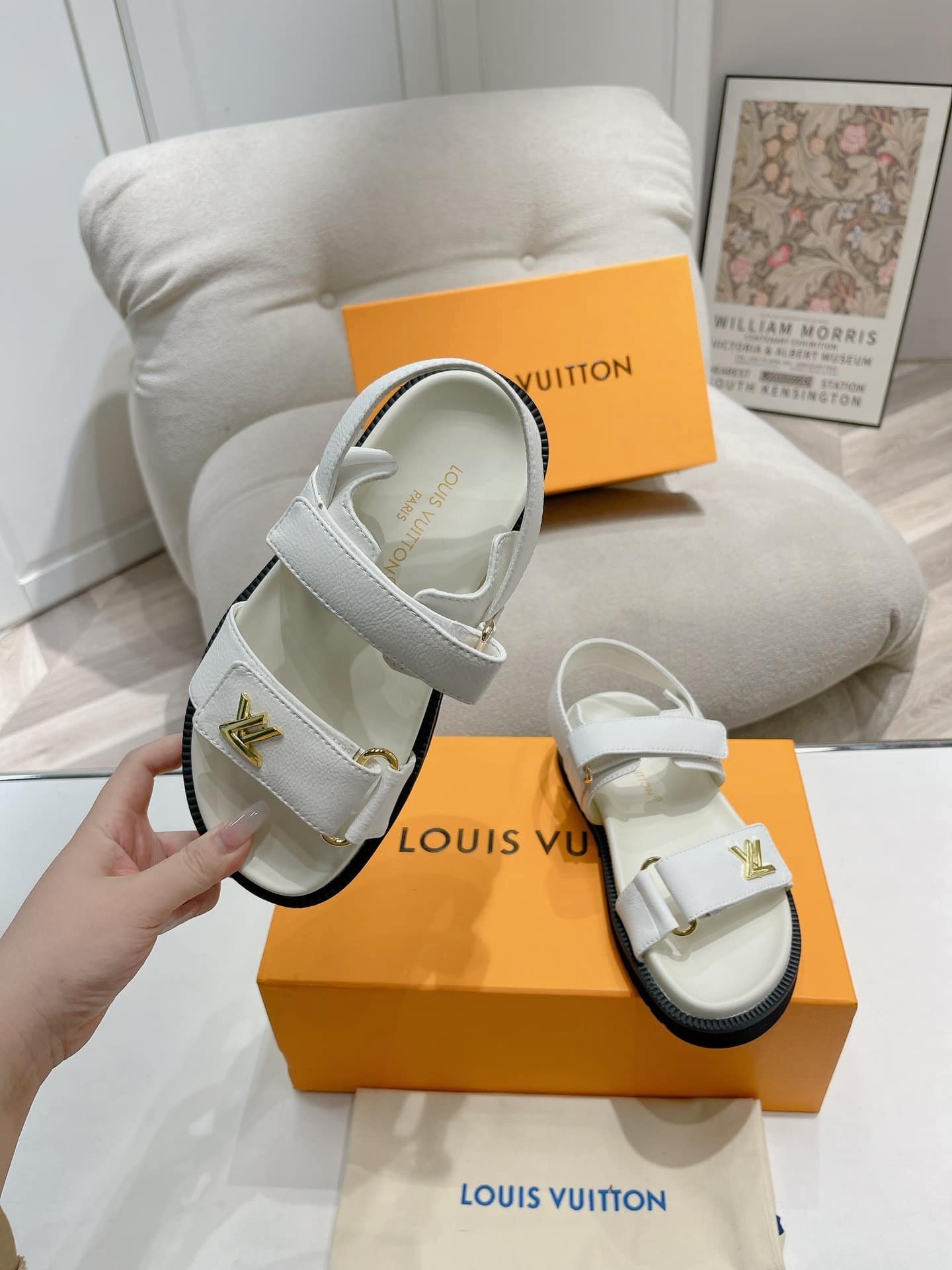 L0vis Vvtt0n Lv Sunset Flat Comfort Sandals White 1Abw7Q