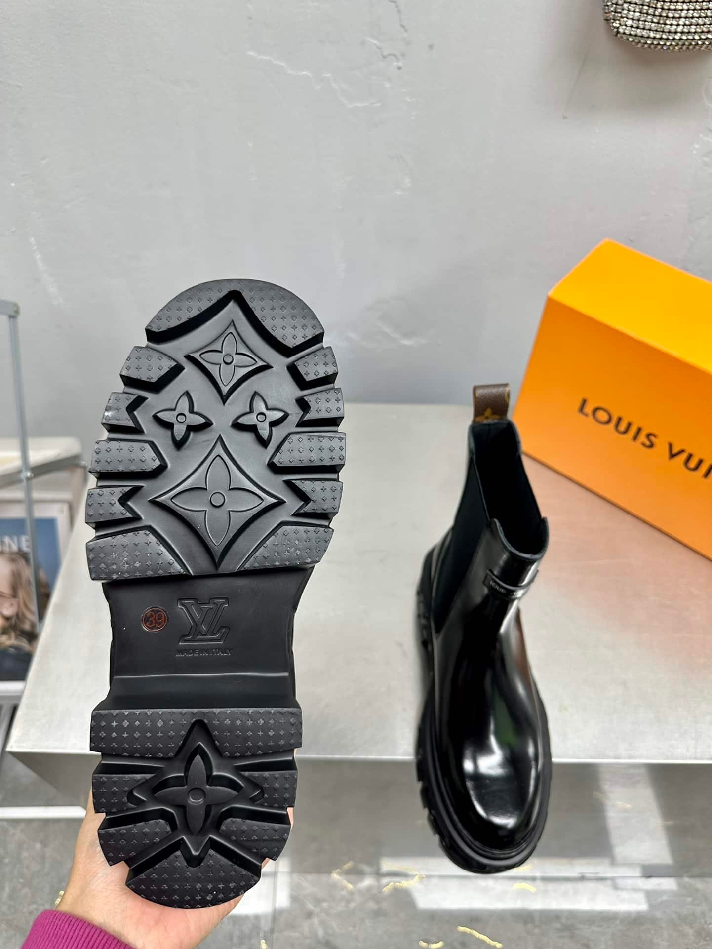 L0vis Vvtt0n Lv Record Chelsea Boot Black 1Ac7Yi